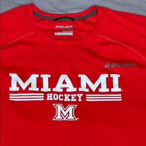 Host Pick! 🔥 Miami RedHawks Bauer training shirt!